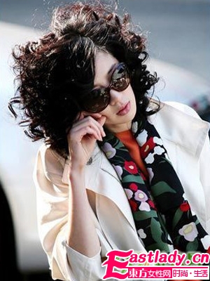 柔美清爽 最新冬季卷发造型