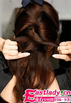 轻熟女优雅韩式盘发图解