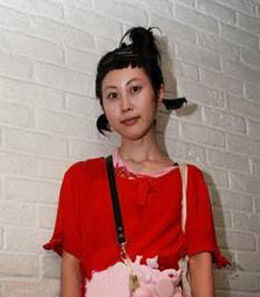 2011年9款短刘海 打造小脸发型