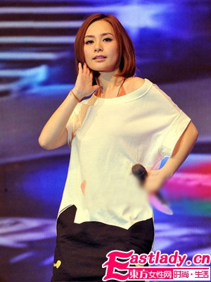 8月女明星气质甜美BOB发型