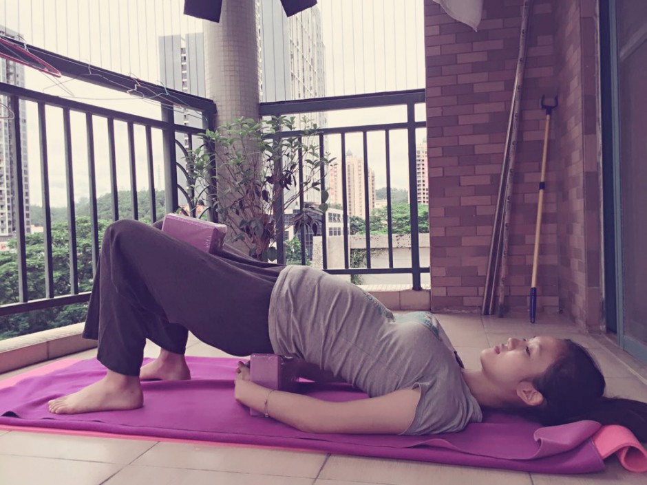 孕期妈妈要注意 八类瑜伽动作不可做