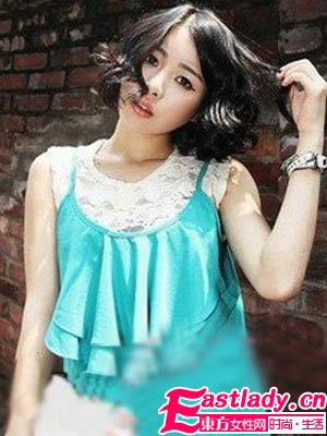 2011荷叶头发型 打造出不一样的风情