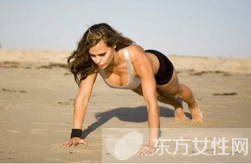 塑身瑜伽初级入门 经典招式帮你塑造完美曲线