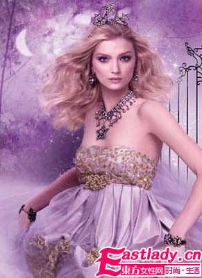 安娜苏2010圣诞香氛 演绎诗般童话