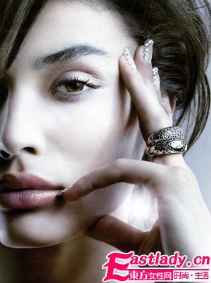 芬芳精油DIY 解决恼人眼袋