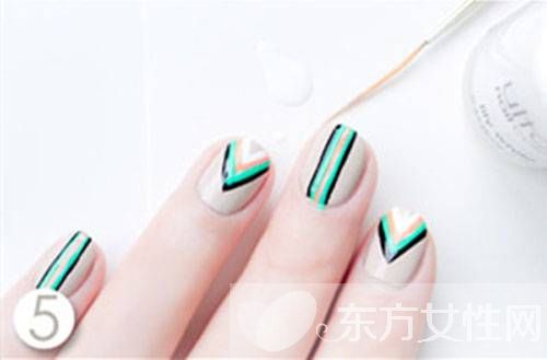 时下最流行的美甲图片教程 美甲也是一门艺术