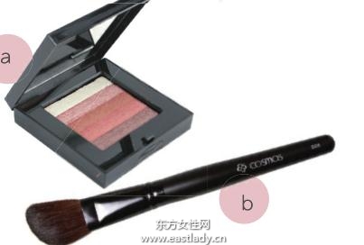 运用阴影色塑造紧致小脸