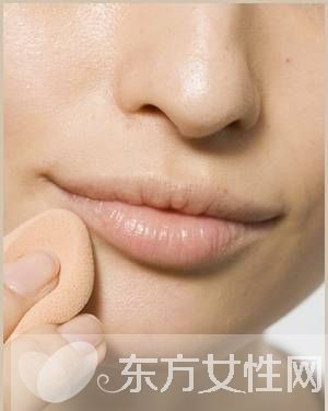 唇妆怎么画 初学者必备的7个画唇妆步骤