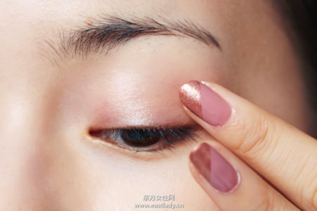 白玫瑰金3D眼 摆脱冬日沉重感