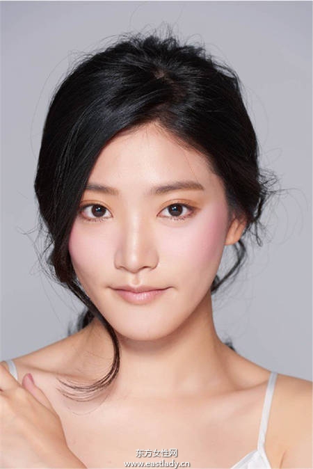 新潮妆 血色妆的风潮你跟上了吗