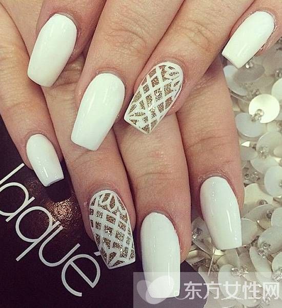 换季想时髦 那就赶紧来一款 格子甲 吧