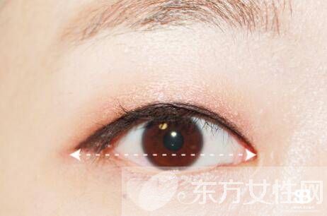 看鬼怪女主金高银眼妆 单眼皮就该这样画