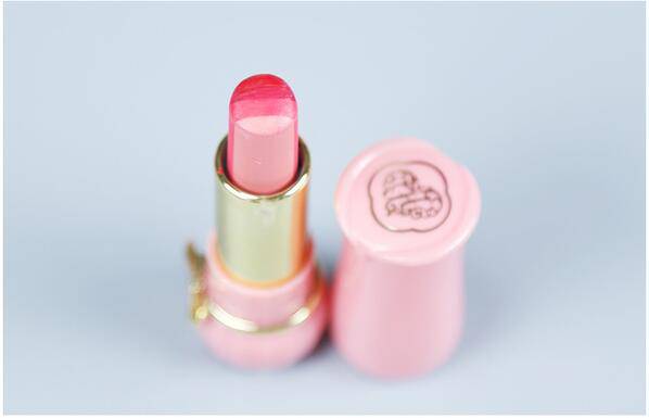 怎样化妆更 减龄  教你少女妆画起来