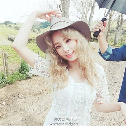 韩妞也爱用腮红 太妍腮红妆秀妩媚姿态