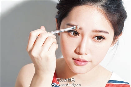 韩星都拥有好妆容 原来他们背后有一位。。。