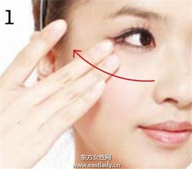 7 3黄金比例粉底画法 实现立体小V脸