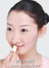 四步美唇技巧打造迷人诱惑感