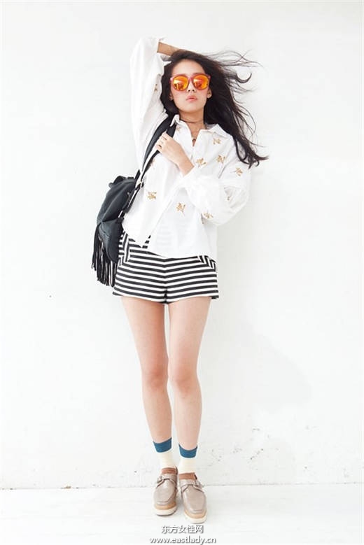 孙佳人李圣经演绎烟燻妆+辣妹风穿搭