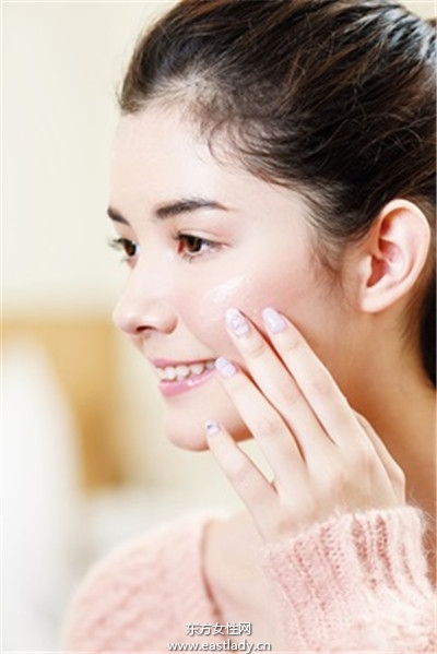 妆前保养创造持久好肤质