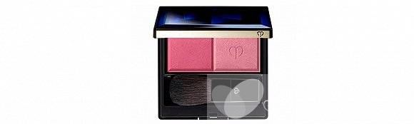 天后王菲几年前玩过的＂耳朵腮红＂成霓虹国新潮流