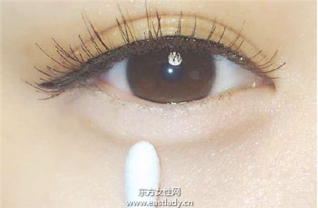 保证每个人都学得会 五招让你变身大眼美女