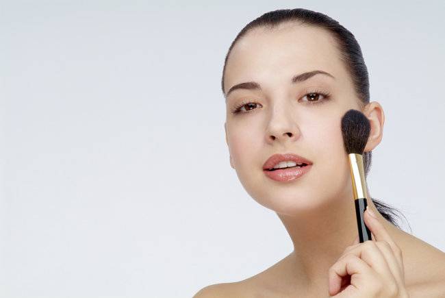 四款单眼皮眼线画法 让你拥有一双魅惑电眼