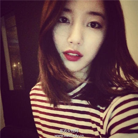 不是只有明星才能用酒红色 简单小技巧让你轻松驾驭