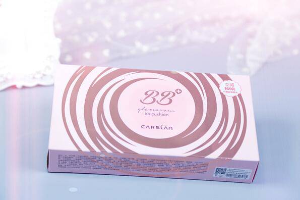 怎样化妆更 减龄  教你少女妆画起来