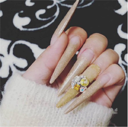 冬季最适合的绒毛指彩 你喜欢吗