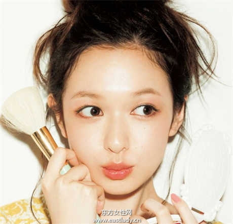 缺一不可 化妆新手必备的10件彩妆单品