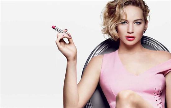 女神必备彩妆单品 Dior全新魅惑唇膏