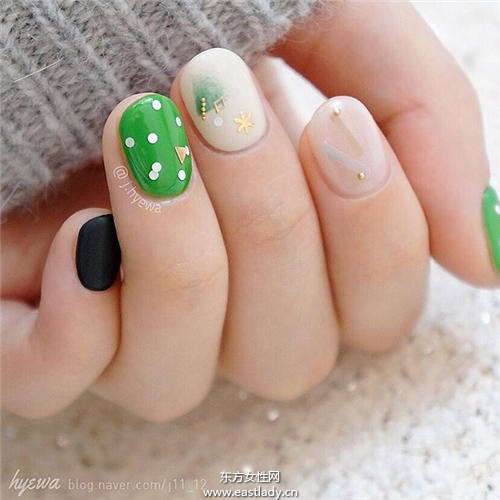 我们就要高调 超惊艳的圣诞美甲设计