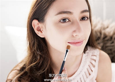 看女星们的睡醒妆 素颜也很美