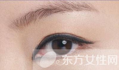 怎么画眼线更好看 初学者必看的眼线N种画法