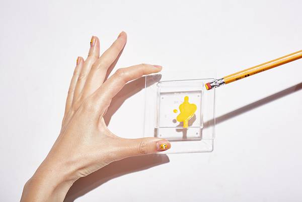 超拉风 指尖上行走的emoji表情包