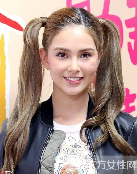 天王嫂昆凌示范眉毛正确画法 赶紧get好