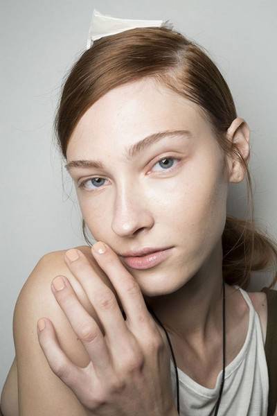 指尖摩登风范 2016春夏DIY美甲流行趋势