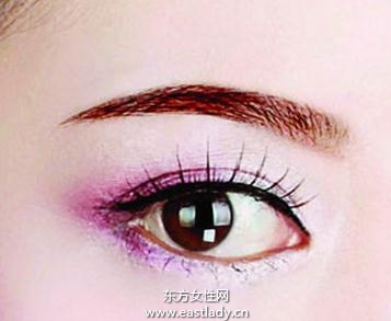 画眉要与脸形协调一致