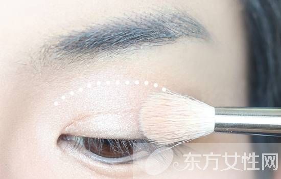 化新娘妆的六大步骤 5点事项需注意