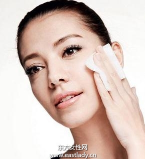 日常的卸妆方法小常识