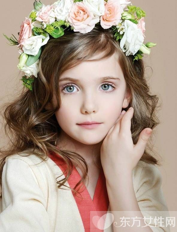 腮红怎么打显脸小 初学化妆的女生一定要看哦