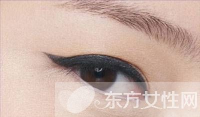 怎么画眼线更好看 初学者必看的眼线N种画法