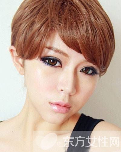 小烟熏妆的画法步骤 烟熏妆的基本要点需掌握