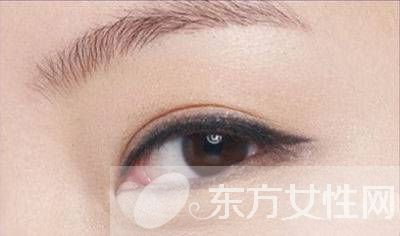 怎么画眼线更好看 初学者必看的眼线N种画法