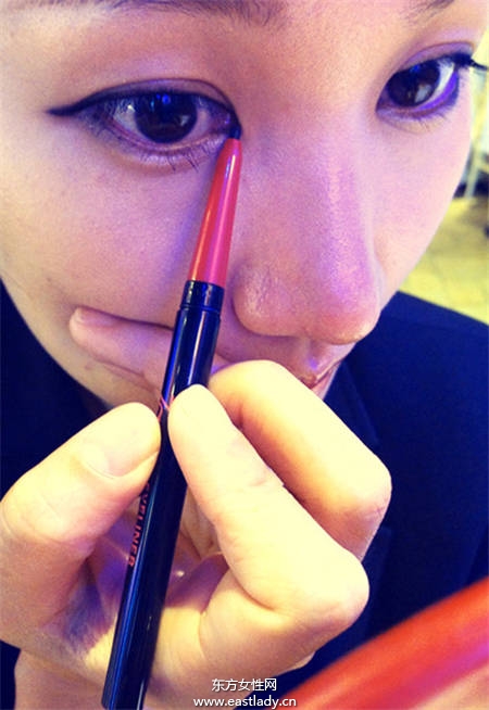 正确眼线的画法 画出性感眼妆