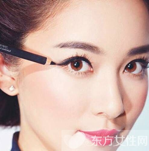 几招教你如何画眼线 各种眼形注意事项