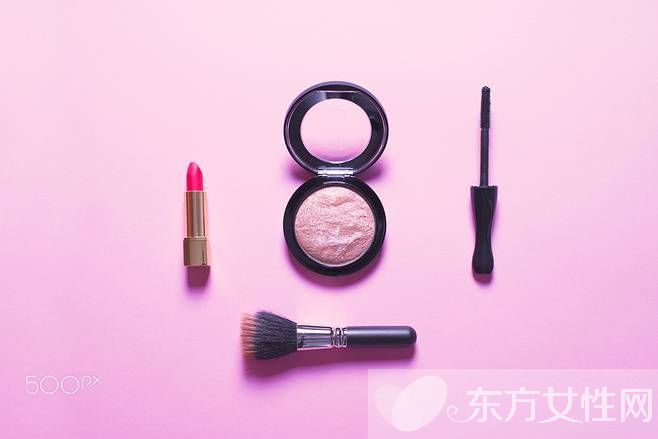 赶紧LOOK 白领化妆速成班必学的四个技巧