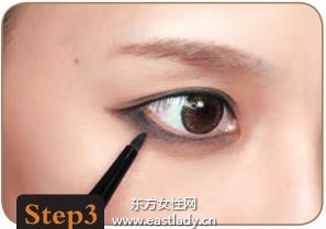 极致简约欧美风妆容 简单不失女人味