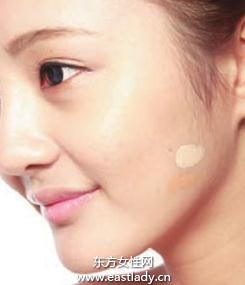 底妆的正确选用---颜色、妆效是否出现错误