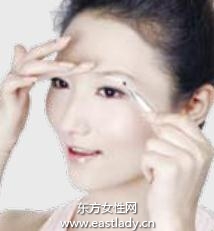 双眼皮贴的正确使用步骤